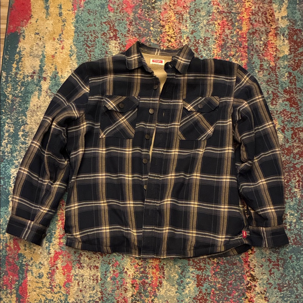 Wrangler Navy and Cream Plaid Men's Shirt